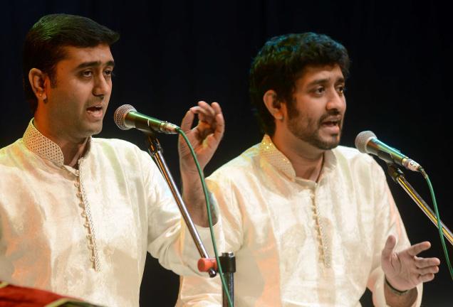 Trichur Brothers - Vid. Sri Ramkumar Mohan & Vid. Sri Krishna Mohan